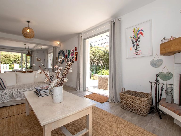 Villa for Sale in Opio, Mougins, Valbonne, Grasse Area 11
