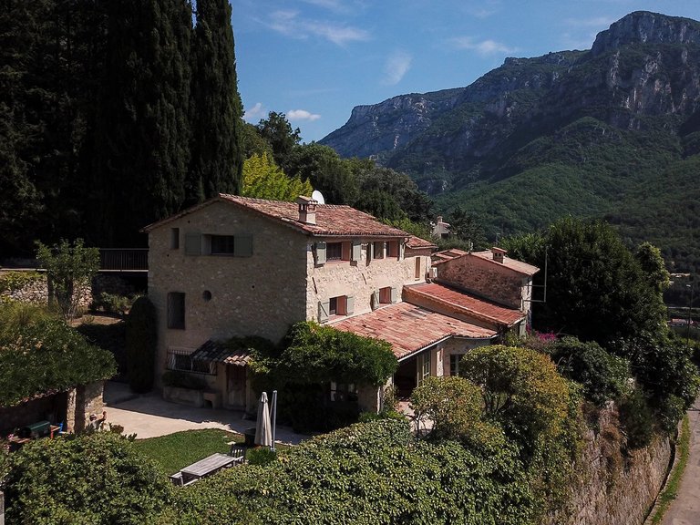 Villa for Sale in Le Bar Sur Loup, Mougins, Valbonne, Grasse Area 1