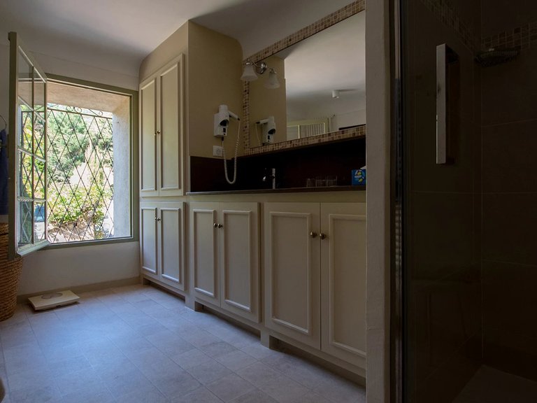 Villa for Sale in Le Bar Sur Loup, Mougins, Valbonne, Grasse Area 18
