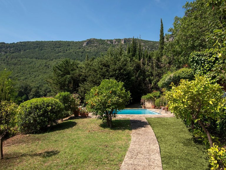 Villa for Sale in Le Bar Sur Loup, Mougins, Valbonne, Grasse Area 4