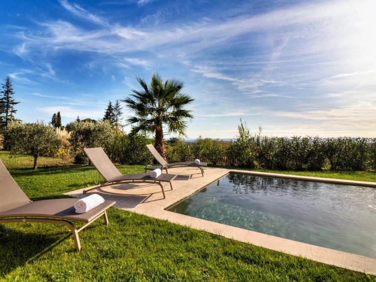 Villa for Sale in Vence, Vence, St. Paul Area 2