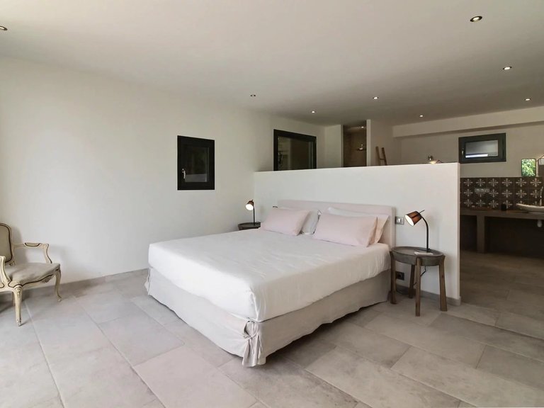 Villa for Sale in Vence, Vence, St. Paul Area 14