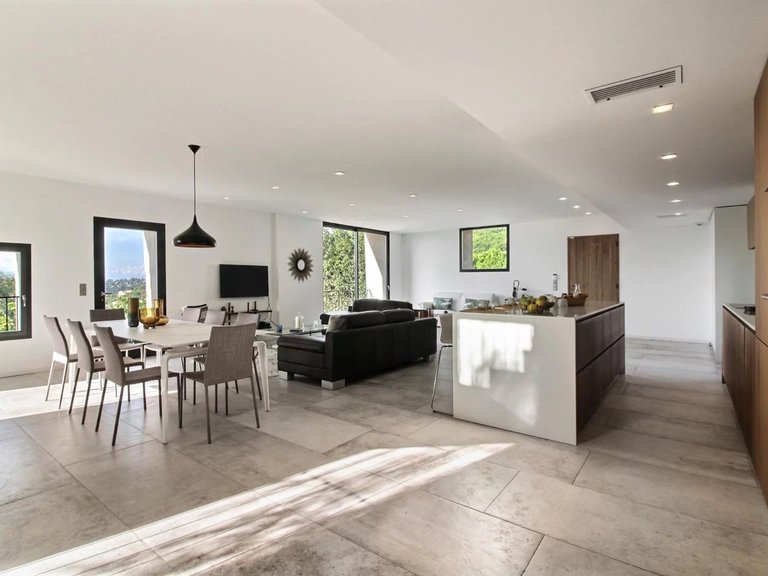 Villa for Sale in Vence, Vence, St. Paul Area 5