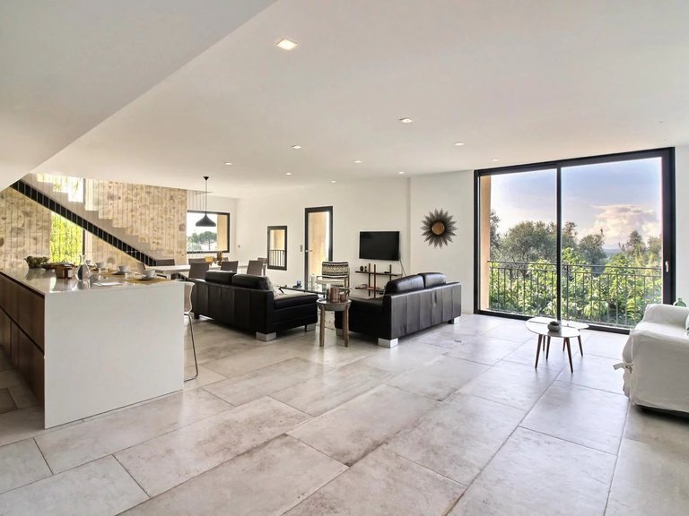 Villa for Sale in Vence, Vence, St. Paul Area 6