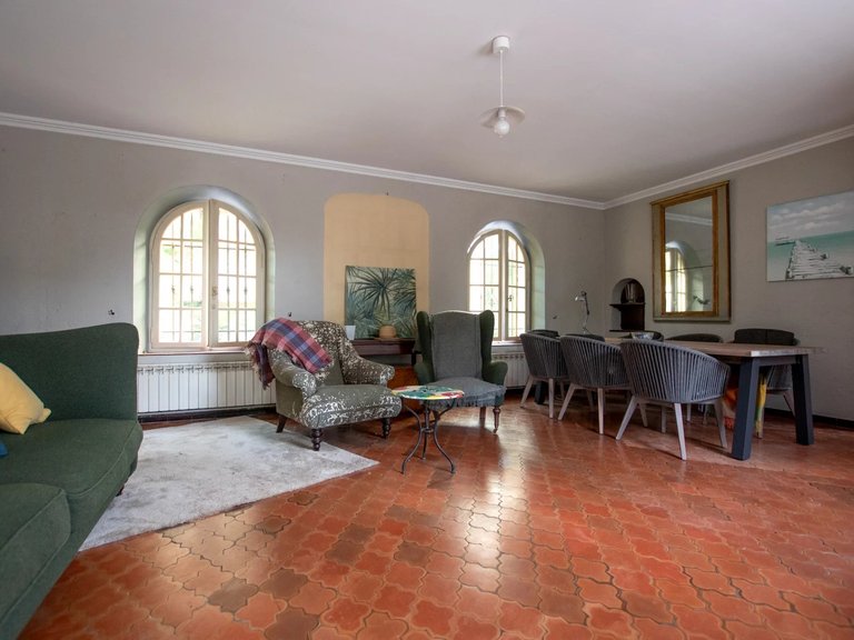 Villa for Sale in Cannes, Cannes Area 4