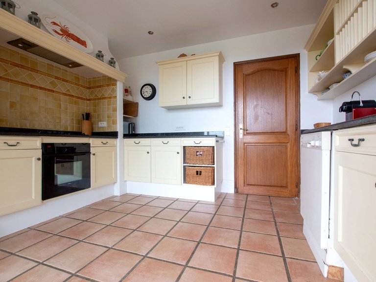 Villa for Sale in Mandelieu La Napoule, Cannes Area 12