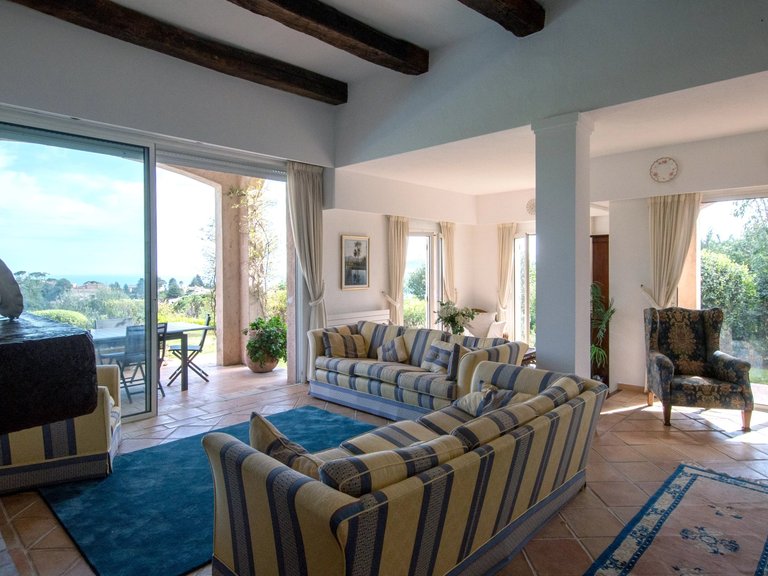 Villa for Sale in Mandelieu La Napoule, Cannes Area 15
