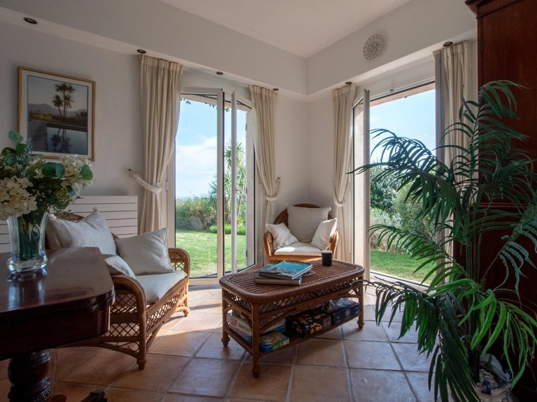 Villa for Sale in Mandelieu La Napoule, Cannes Area 19