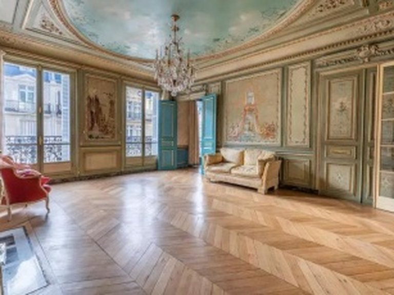 Apartment for Sale in 8th (golden Triangle - Parc Monceau), Golden Triangle - Trocadéro (8th - 16th) 3