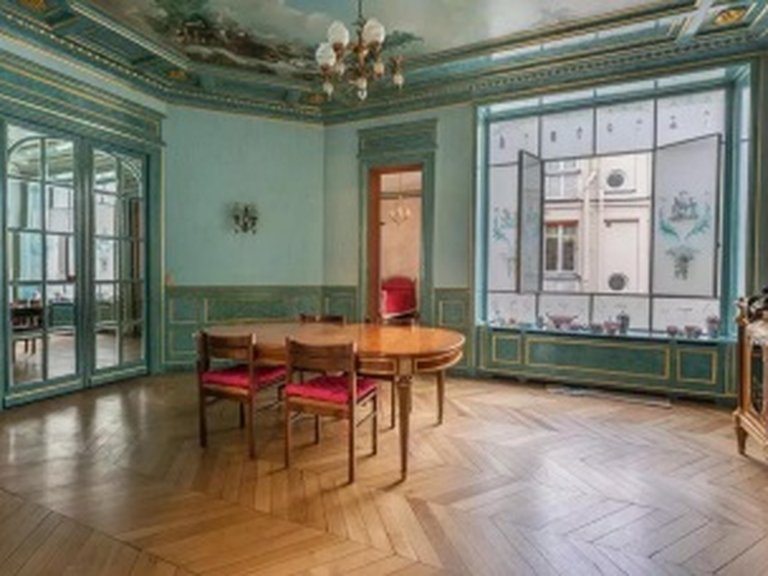 Apartment for Sale in 8th (golden Triangle - Parc Monceau), Golden Triangle - Trocadéro (8th - 16th) 4