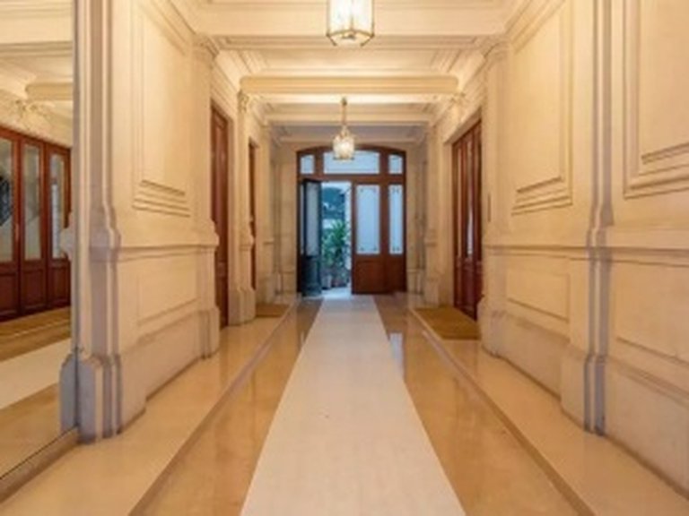 Apartment for Sale in 8th (golden Triangle - Parc Monceau), Golden Triangle - Trocadéro (8th - 16th) 9