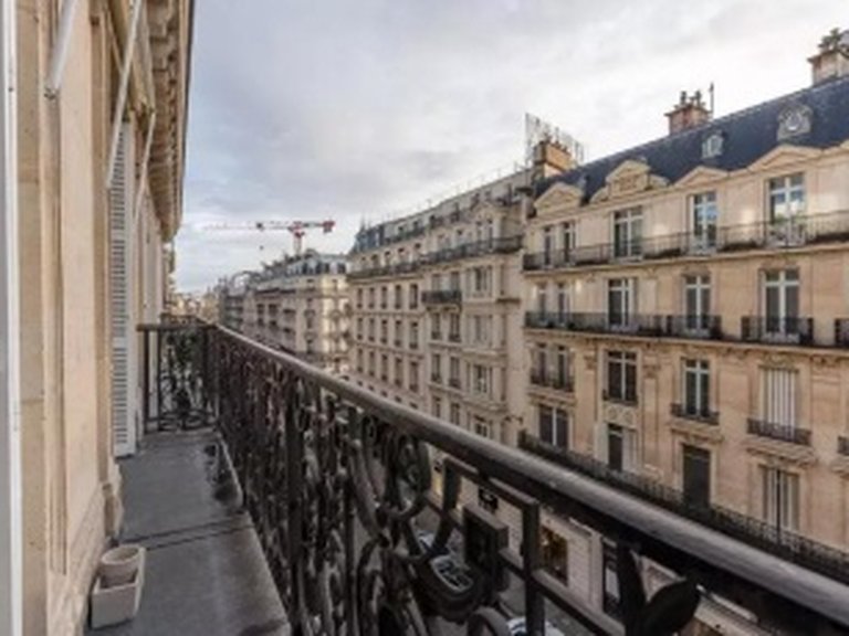 Apartment for Sale in 8th (golden Triangle - Parc Monceau), Golden Triangle - Trocadéro (8th - 16th) 10