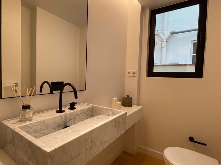 Apartment for Sale in Barcelona, Barcelona 5