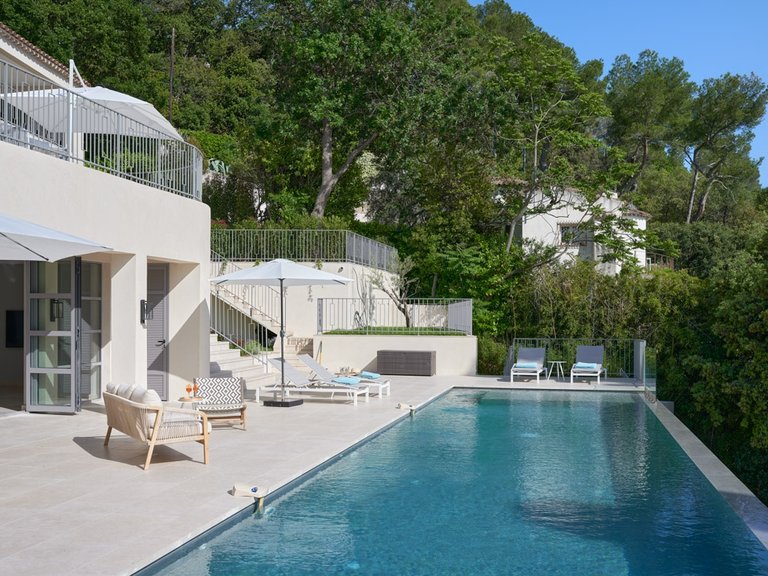 Villa for Sale in Cannes, Cannes Area 12