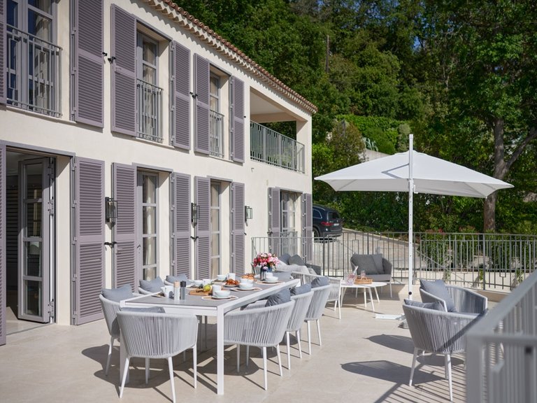 Villa for Sale in Cannes, Cannes Area 7