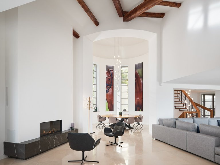 Villa for Sale in Cannes, Cannes Area 8