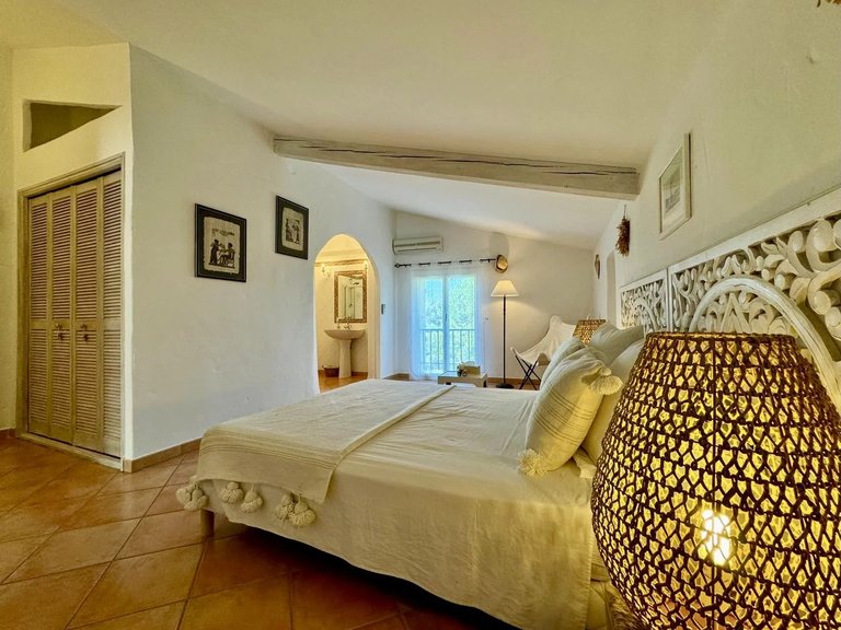 Villa for Sale in Mazan, Avignon And North Provence 16
