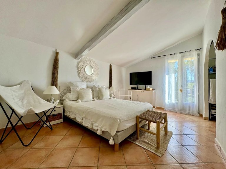 Villa for Sale in Mazan, Avignon And North Provence 18