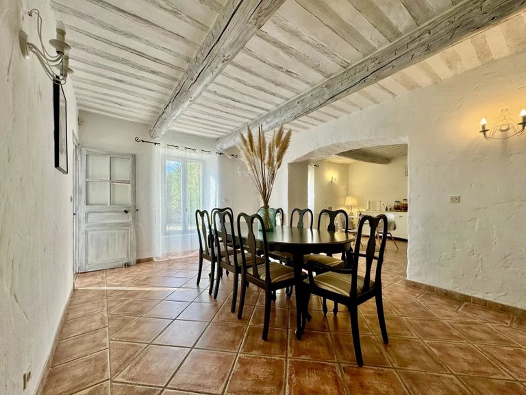 Villa for Sale in Mazan, Avignon And North Provence 8
