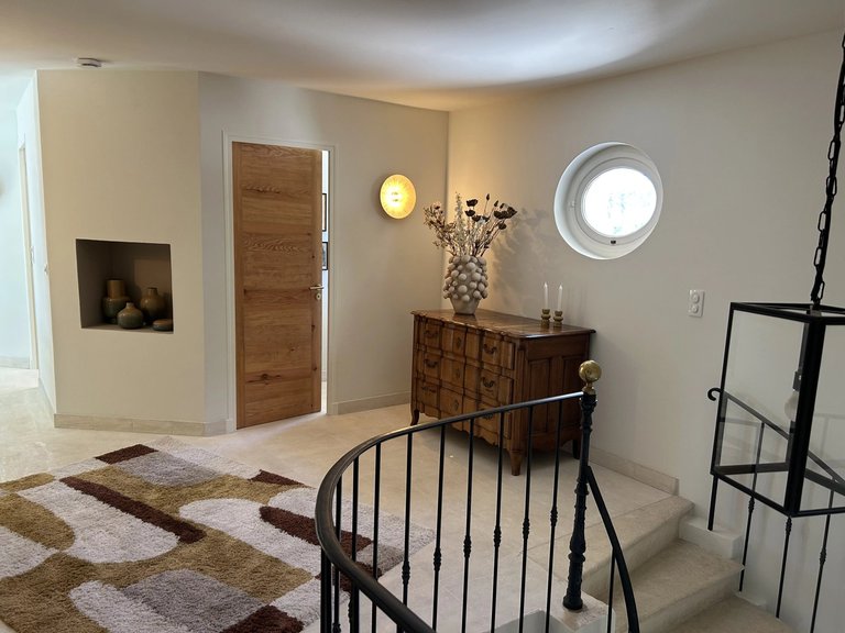Villa for Sale in Montelimar, Avignon And North Provence 17