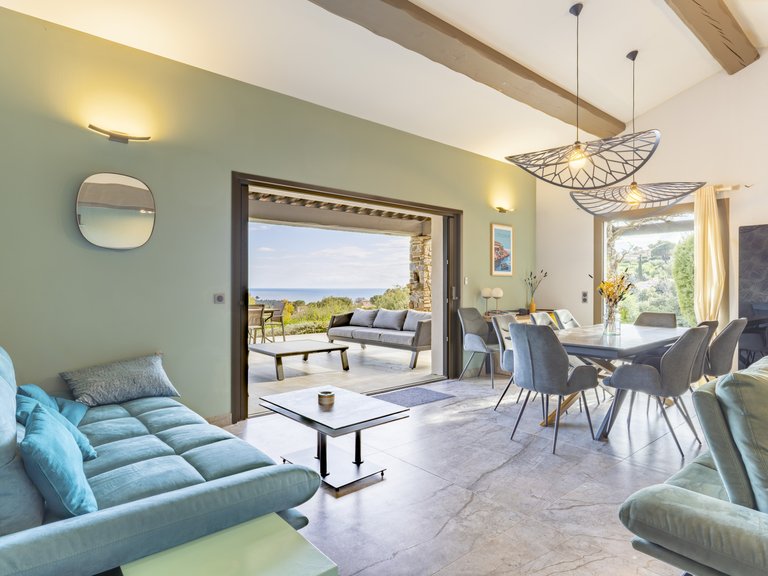 Villa for Sale in La Croix Valmer, St. Tropez, Grimaud Area 5