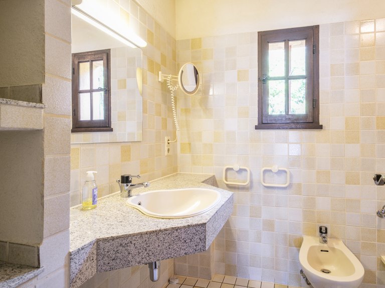 Villa for Sale in La Croix Valmer, St. Tropez, Grimaud Area 14