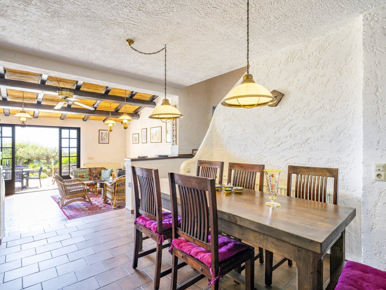 Villa for Sale in La Croix Valmer, St. Tropez, Grimaud Area 9