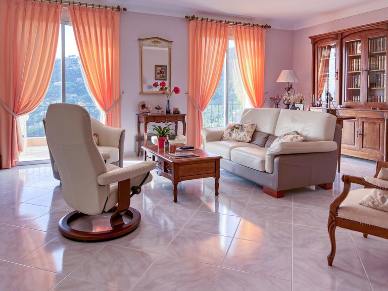 Villa for Sale in Cavalaire Sur Mer, Provence Coast (cassis To Cavalaire) 5
