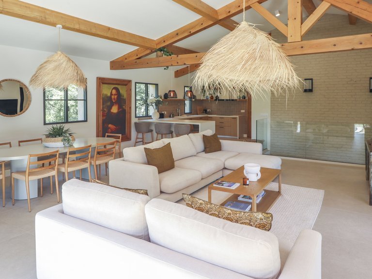 Villa for Sale in La Croix Valmer, St. Tropez, Grimaud Area 3