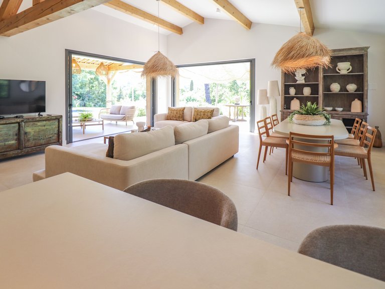 Villa for Sale in La Croix Valmer, St. Tropez, Grimaud Area 7