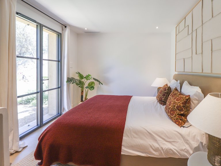 Villa for Sale in La Croix Valmer, St. Tropez, Grimaud Area 9