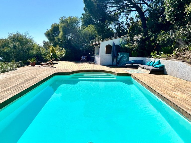 Villa for Sale in Les Issambres, St Raphaël, Ste Maxime Area 3