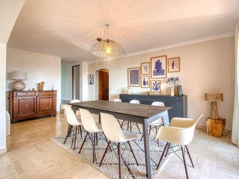 Villa for Sale in Les Issambres, St Raphaël, Ste Maxime Area 2