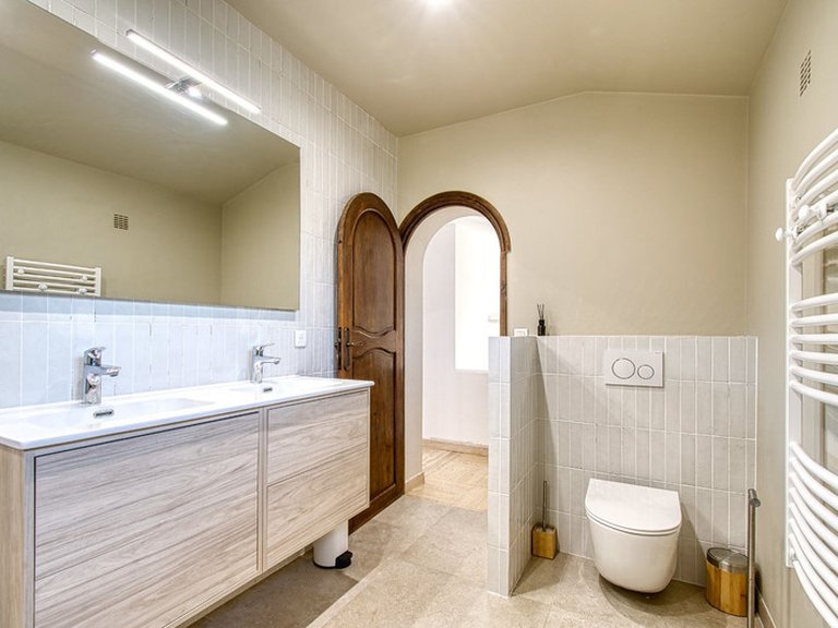 Villa for Sale in Les Issambres, St Raphaël, Ste Maxime Area 8