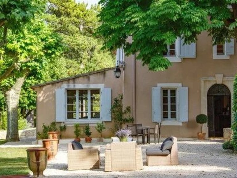 Villa for Sale in Apt, The Luberon / Vaucluse 11