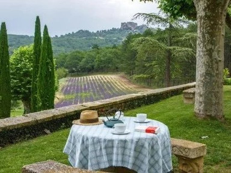 Villa for Sale in Apt, The Luberon / Vaucluse 14