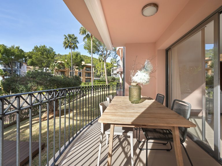 Apartment for Sale in Camp De Mar, South West 4