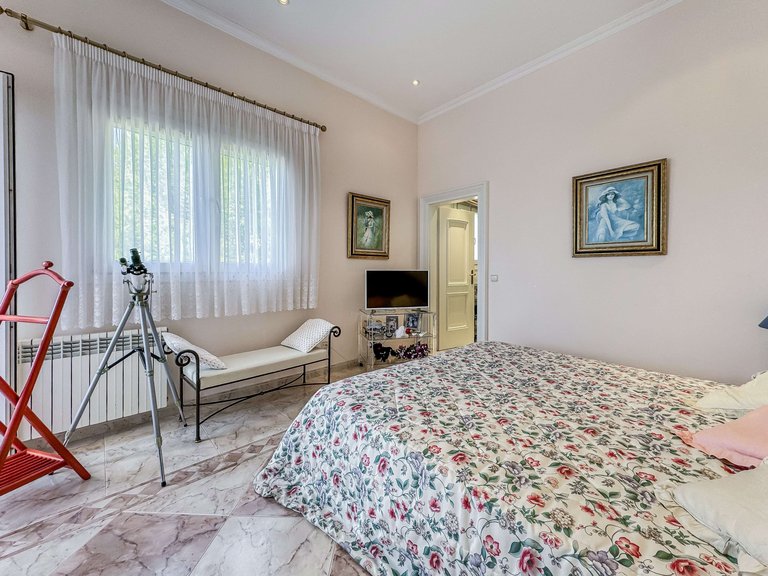Villa for Sale in Costa De La Calma, South West 12