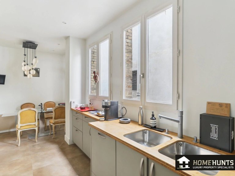 Apartment for Sale in 8th (golden Triangle - Parc Monceau), Golden Triangle - Trocadéro (8th - 16th) 12