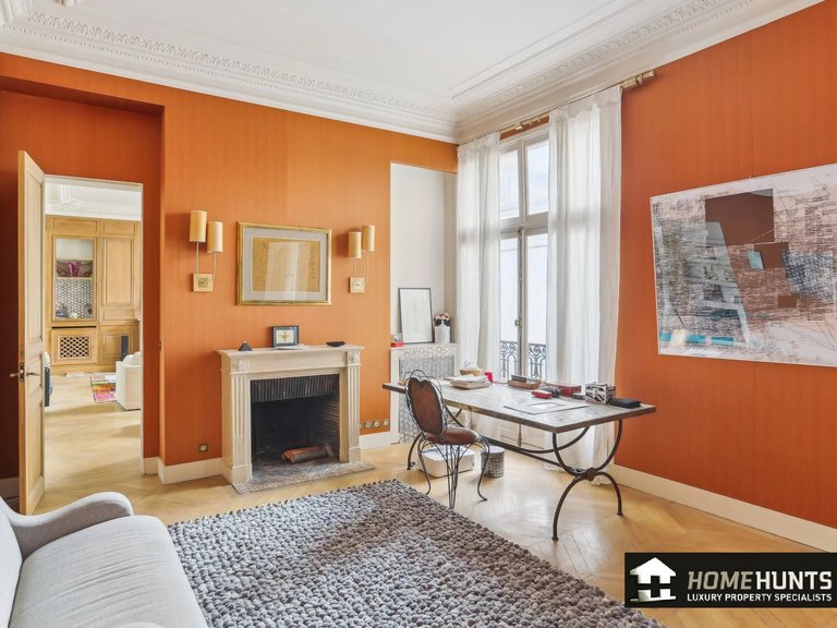 Apartment for Sale in 8th (golden Triangle - Parc Monceau), Golden Triangle - Trocadéro (8th - 16th) 6