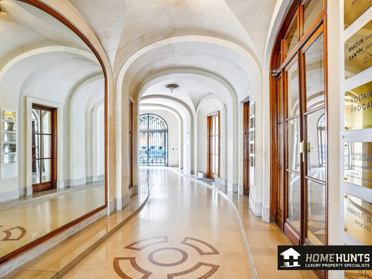 Apartment for Sale in 17th (monceau - Batignolles -ternes), Monceau - Montmartre (9th,17th, 18th) 11