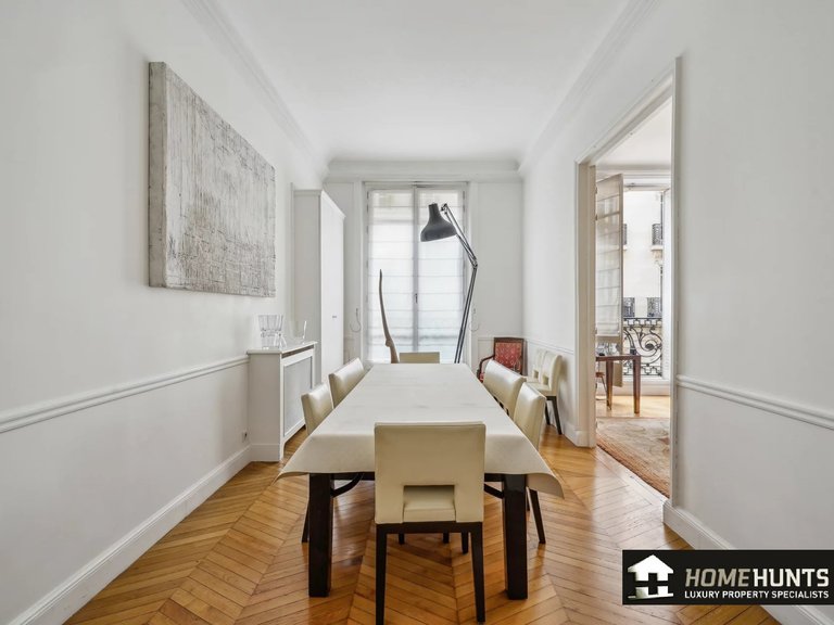 Apartment for Sale in 17th (monceau - Batignolles -ternes), Monceau - Montmartre (9th,17th, 18th) 5