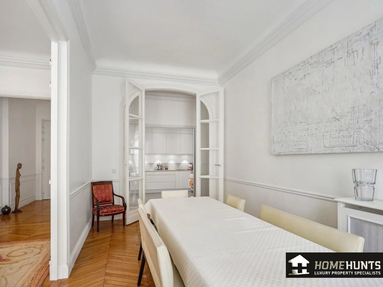 Apartment for Sale in 17th (monceau - Batignolles -ternes), Monceau - Montmartre (9th,17th, 18th) 7