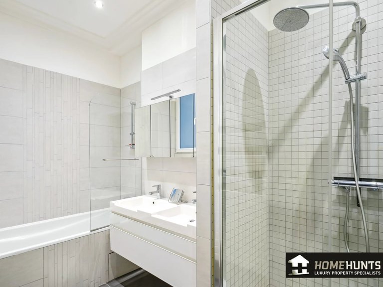 Apartment for Sale in 17th (monceau - Batignolles -ternes), Monceau - Montmartre (9th,17th, 18th) 10