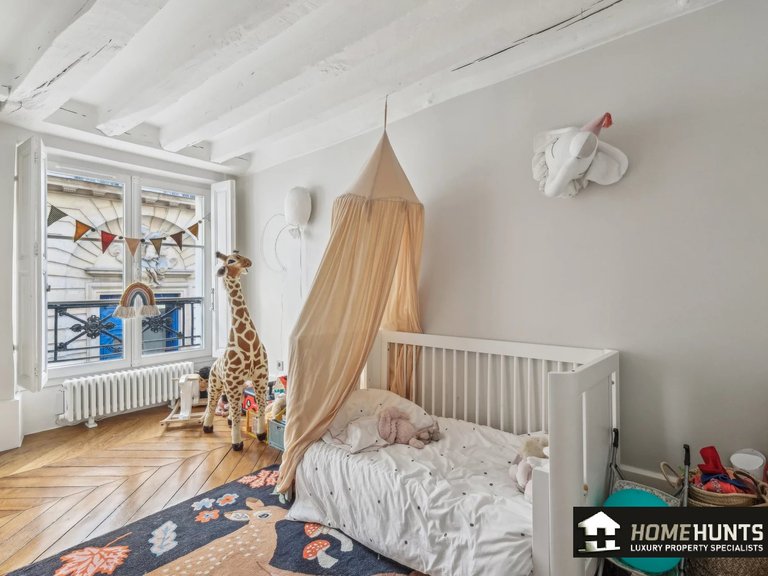 Apartment for Sale in 7th (invalides, Eiffel Tower, Orsay), Paris Left Bank (5th,6th & 7th ) 11
