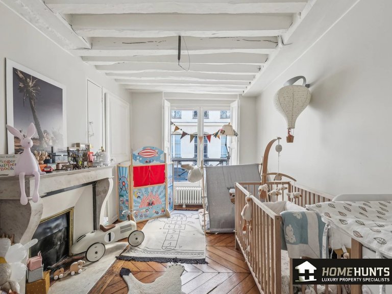 Apartment for Sale in 7th (invalides, Eiffel Tower, Orsay), Paris Left Bank (5th,6th & 7th ) 10
