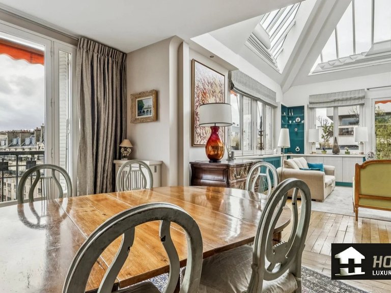 Apartment for Sale in 7th (invalides, Eiffel Tower, Orsay), Paris Left Bank (5th,6th & 7th ) 10