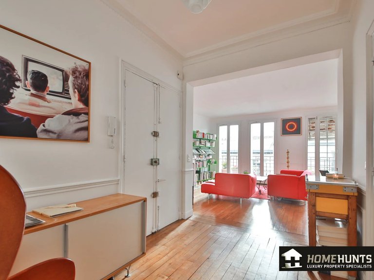 Apartment for Sale in 16th (trocadéro - Etoile - Passy), Golden Triangle - Trocadéro (8th - 16th) 4