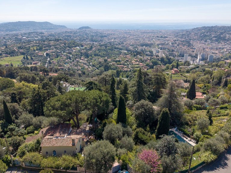 Villa for Sale in Nice, Nice Area 1