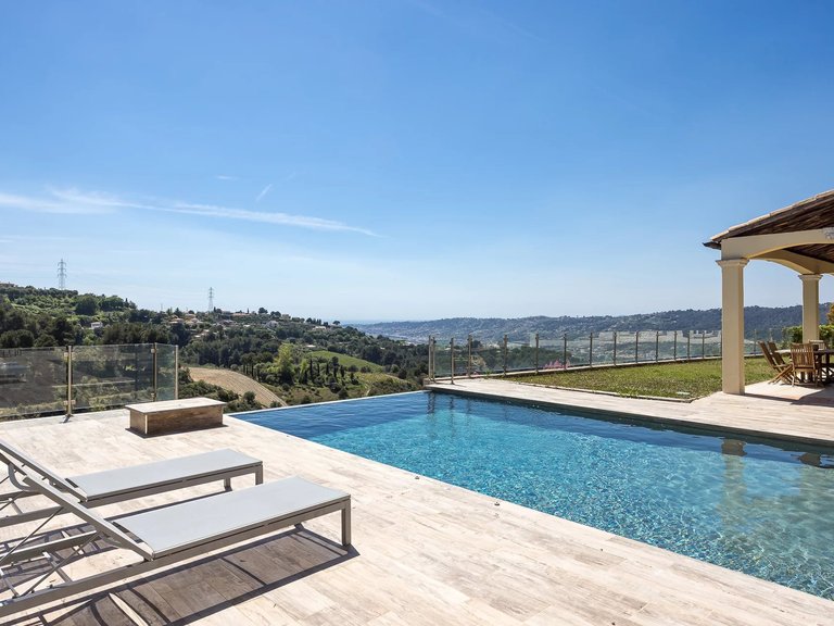 Villa for Sale in Nice, Nice Area 3